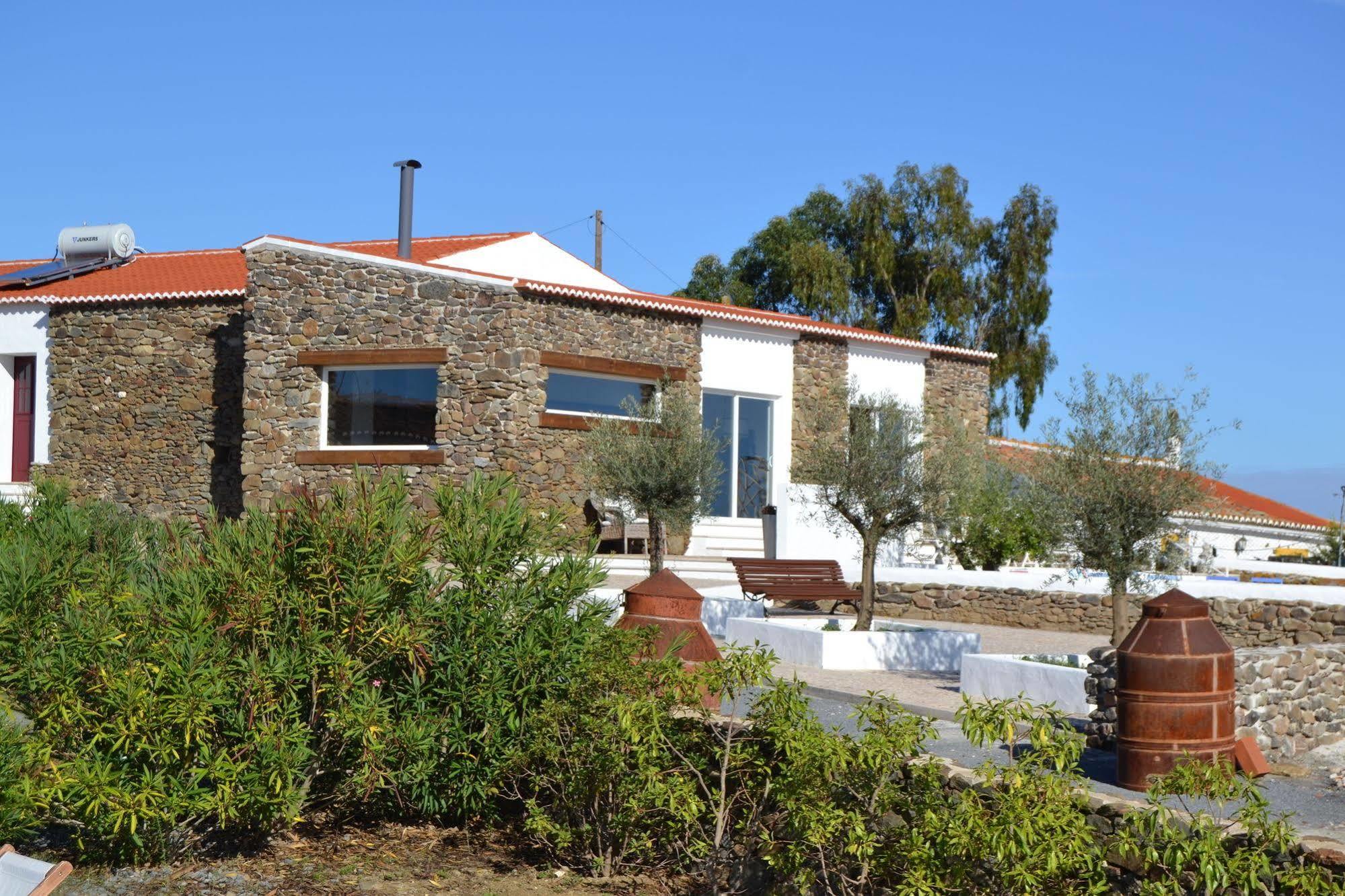 Casa Dos Castelejos Vendégház Guerreiro Kültér fotó